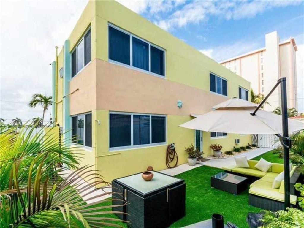 Hollywood Beachfront House Exteriér fotografie